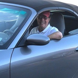 Meet your Posher, Dennis